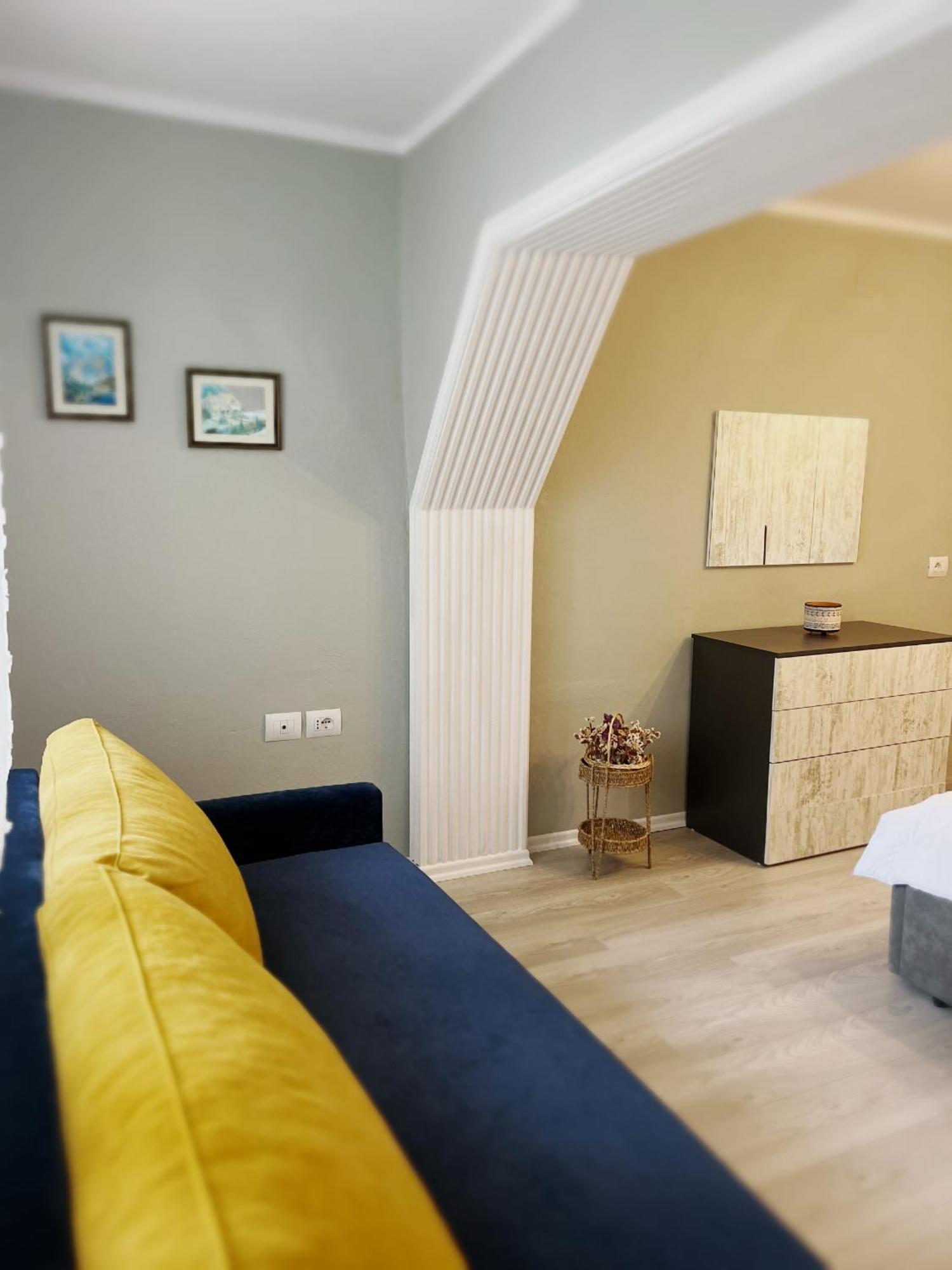 Joyful Apartment Tirana Bagian luar foto