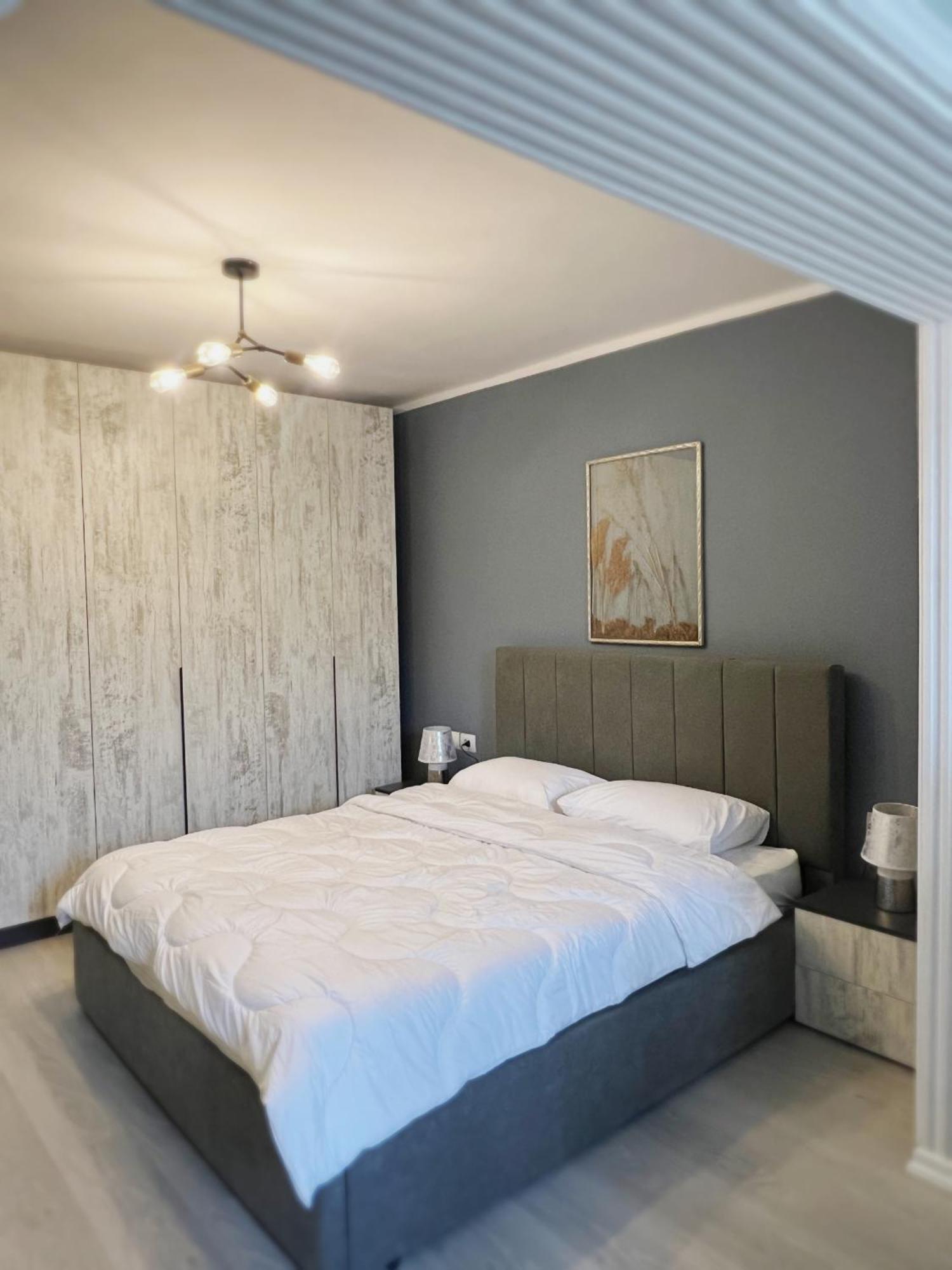 Joyful Apartment Tirana Bagian luar foto